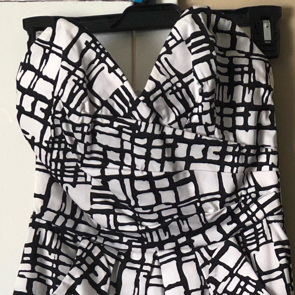Metropark Dress Size Small 2 Pockets
